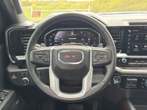Used 2024 GMC Sierra 1500 SLT w/ SLT Premium Plus Package AWD/4WD image 32