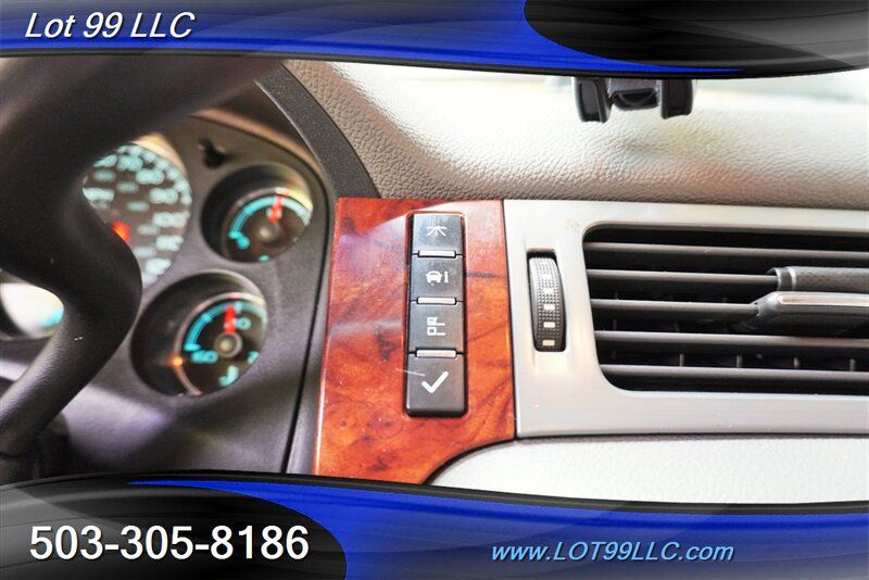 Used 2011 Chevrolet Silverado 3500 LTZ AWD/4WD image 21