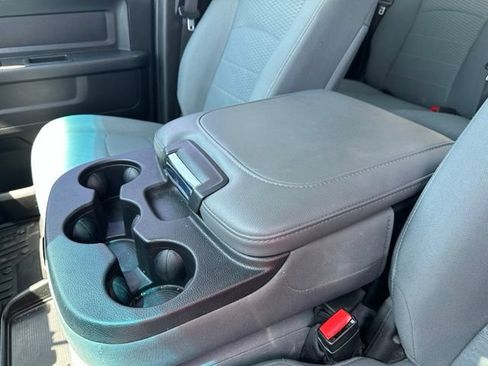 Used 2018 RAM 2500 Tradesman w/ Chrome Appearance Group AWD/4WD image 30
