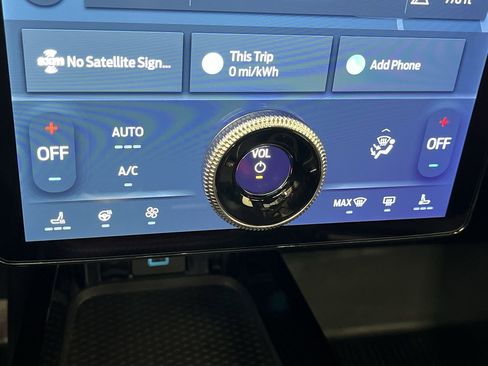 Used 2022 Ford Mustang Mach-E GT image 24