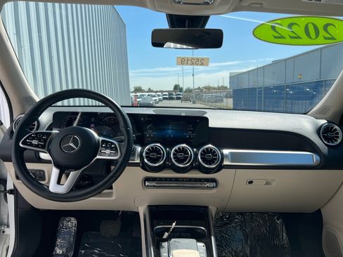 Used 2022 Mercedes-Benz GLB 250 image 16