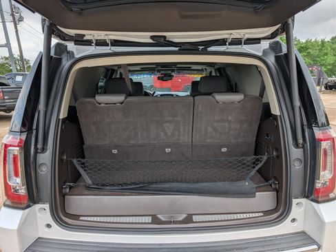 Used 2017 GMC Yukon Denali w/ Open Road Package image 10