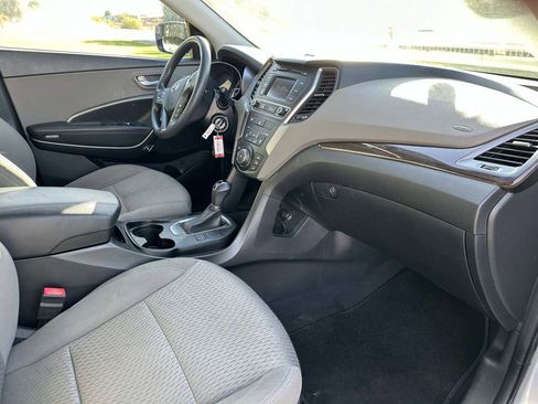 Used 2018 Hyundai Santa Fe Sport image 25