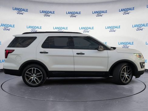 Used 2016 Ford Explorer Sport w/ Equipment Group 401A image 3