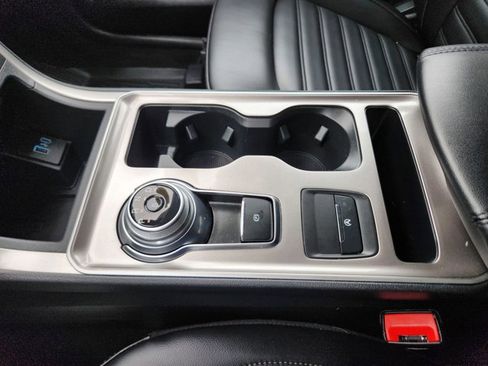 Certified 2024 Ford Edge SEL w/ Convenience Package image 12