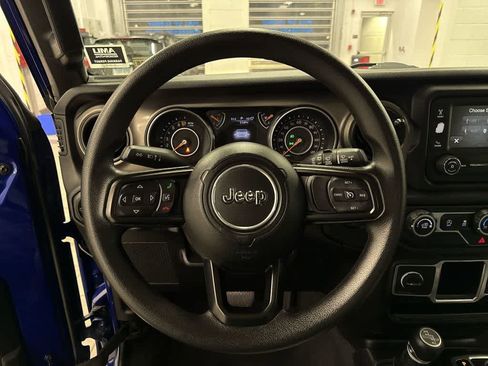 Used 2018 Jeep Wrangler Unlimited Sport AWD/4WD image 18