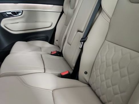 Certified 2026 Volvo XC90 B6 Plus w/ Protection Package Premier AWD/4WD image 29