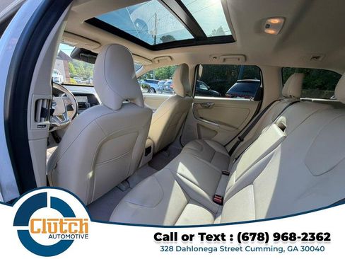 Used 2016 Volvo XC60 T5 Platinum w/ Climate Package FWD image 16