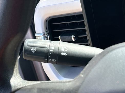 Used 2023 Ford F350 XLT image 24