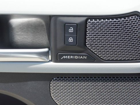 Used 2024 Land Rover Defender 110 S AWD/4WD image 23