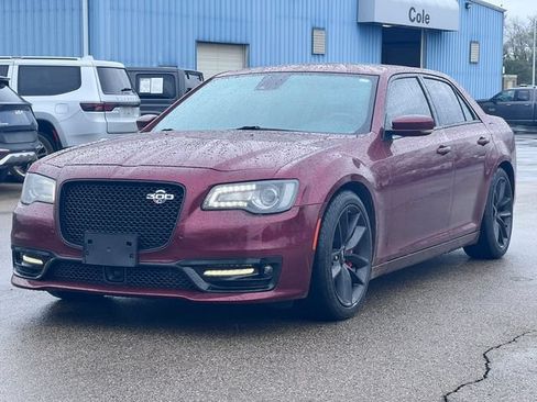 Used 2023 Chrysler 300 C RWD image 44