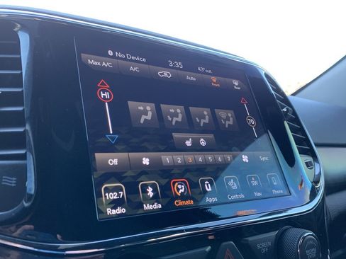 Used 2019 Jeep Grand Cherokee Altitude image 21