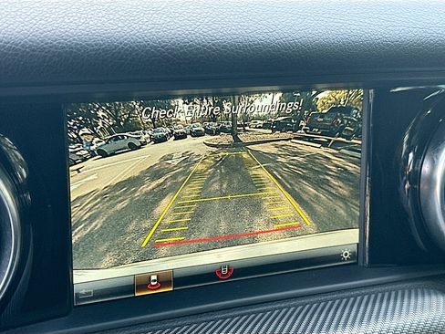 Used 2019 Mercedes-Benz SLC 300 image 14