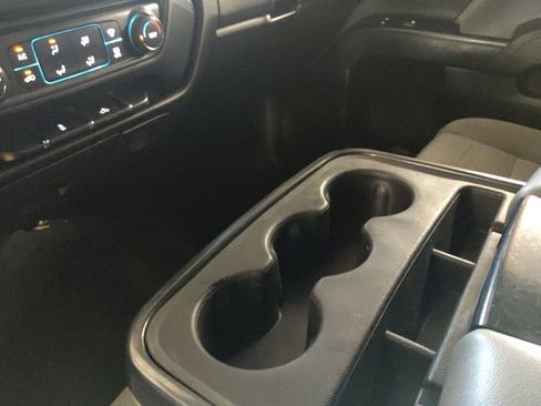 Used 2018 Chevrolet Silverado 1500 Custom w/ Custom Value Package RWD image 26