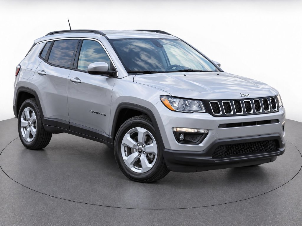 Used 2021 Jeep Compass Latitude w/ Convenience Group AWD/4WD image 3