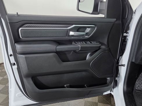 New 2026 RAM 1500 4x4 Crew Cab image 9