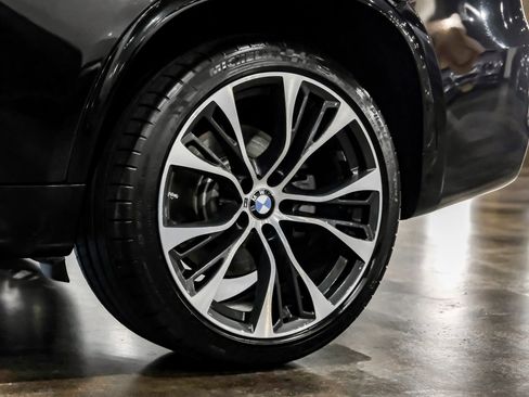 Used 2018 BMW X5 xDrive50i AWD/4WD image 63