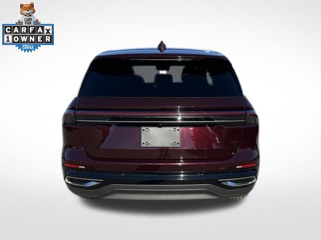 Used 2024 Lincoln Nautilus Premier AWD/4WD image 7