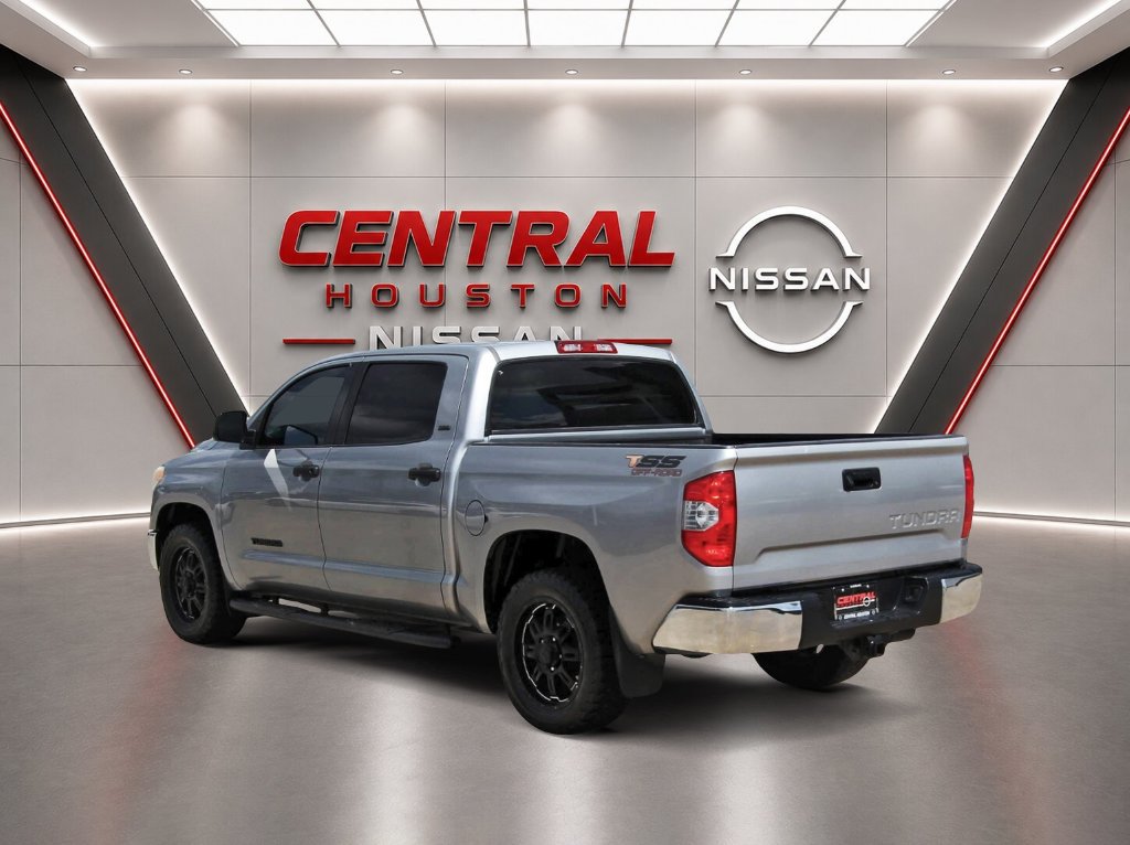 Used 2017 Toyota Tundra SR5 RWD image 3