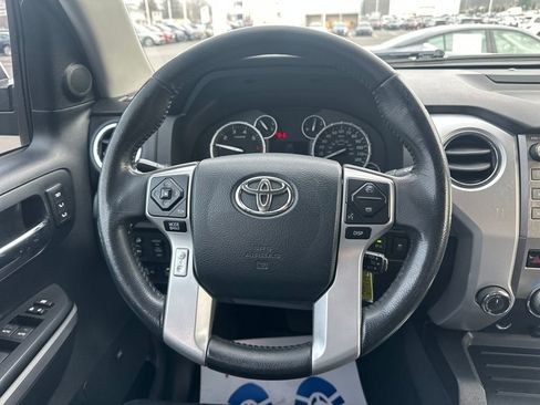 Used 2014 Toyota Tundra Platinum image 18