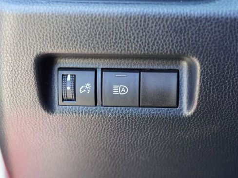 Used 2020 Toyota RAV4 LE w/ Carpet Mat Package FWD image 17