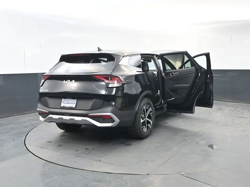 Used 2023 Kia Sportage EX image 29