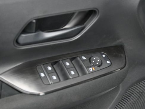 New 2026 Nissan Kicks S image 14