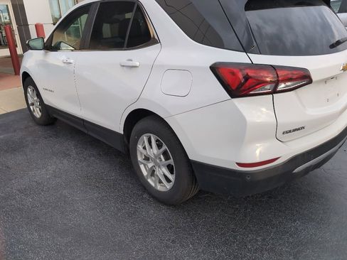 Used 2024 Chevrolet Equinox LT FWD image 3