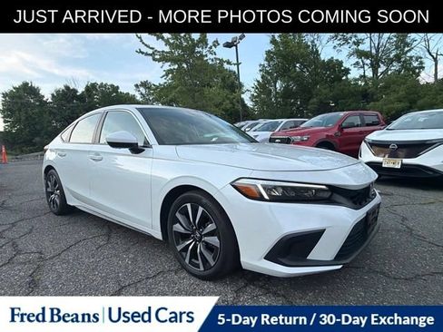 Used 2024 Honda Civic EX-L image 1