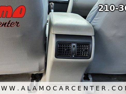 Used 2013 Toyota Camry XLE FWD image 27