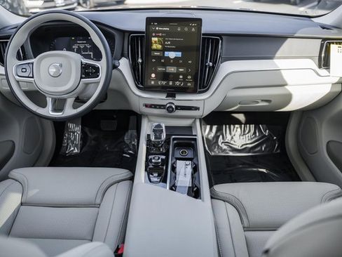 New 2026 Volvo XC60 B5 Ultra w/ Protection Package Premier image 21