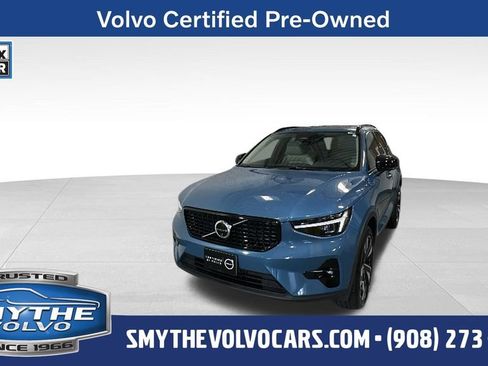 Certified 2024 Volvo XC40 B5 Plus w/ Climate Package AWD/4WD image 1
