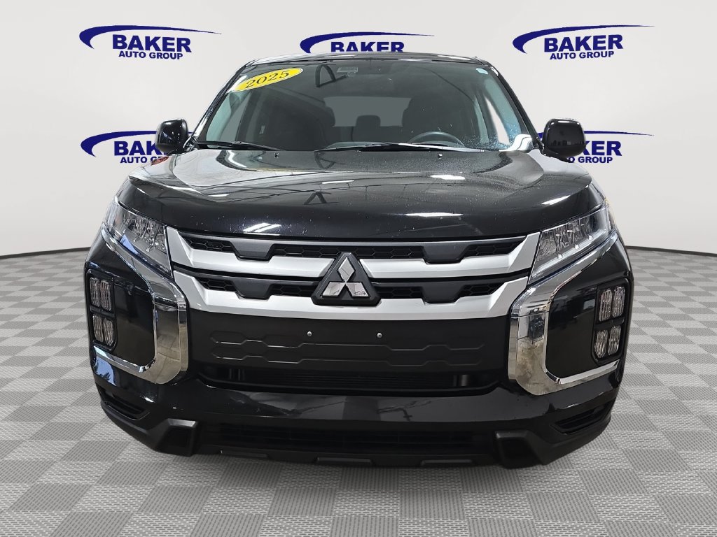 Used 2025 Mitsubishi Outlander Sport ES AWD/4WD image 2