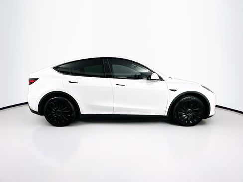 Used 2023 Tesla Model Y Long Range AWD/4WD image 10