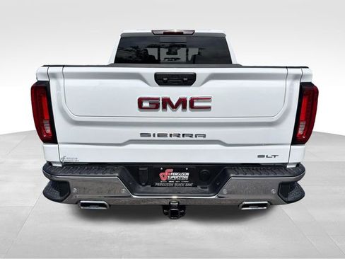 New 2026 GMC Sierra 1500 SLT image 6