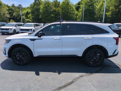 Used 2022 Kia Sorento SX AWD/4WD image 4