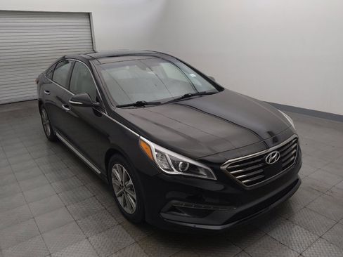 Used 2016 Hyundai Sonata Limited w/ Option Group 05 FWD image 13