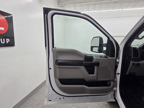 Used 2018 Ford F350 XL w/ Power Equipment Group image 22