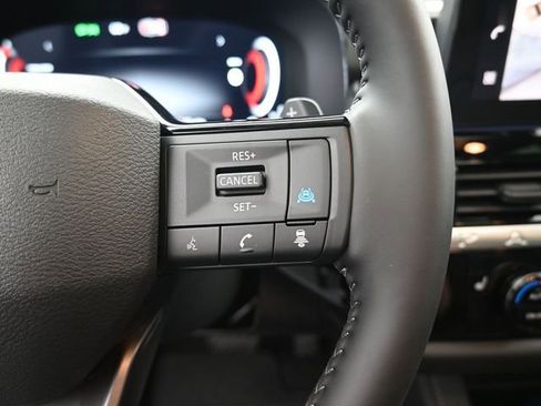 New 2026 Nissan Pathfinder SL w/ SL Premium Package image 2