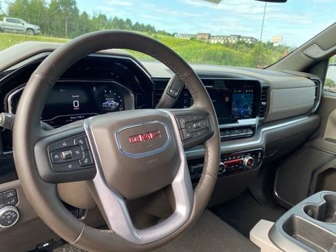 Used 2025 GMC Sierra 1500 SLT AWD/4WD image 27