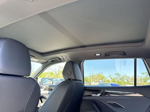 New 2026 Volkswagen Tiguan SEL R-Line AWD/4WD image 18