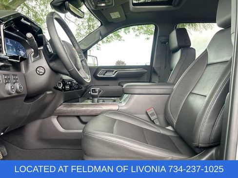 Used 2025 Chevrolet Silverado 1500 LTZ w/ LTZ Premium Package AWD/4WD image 20