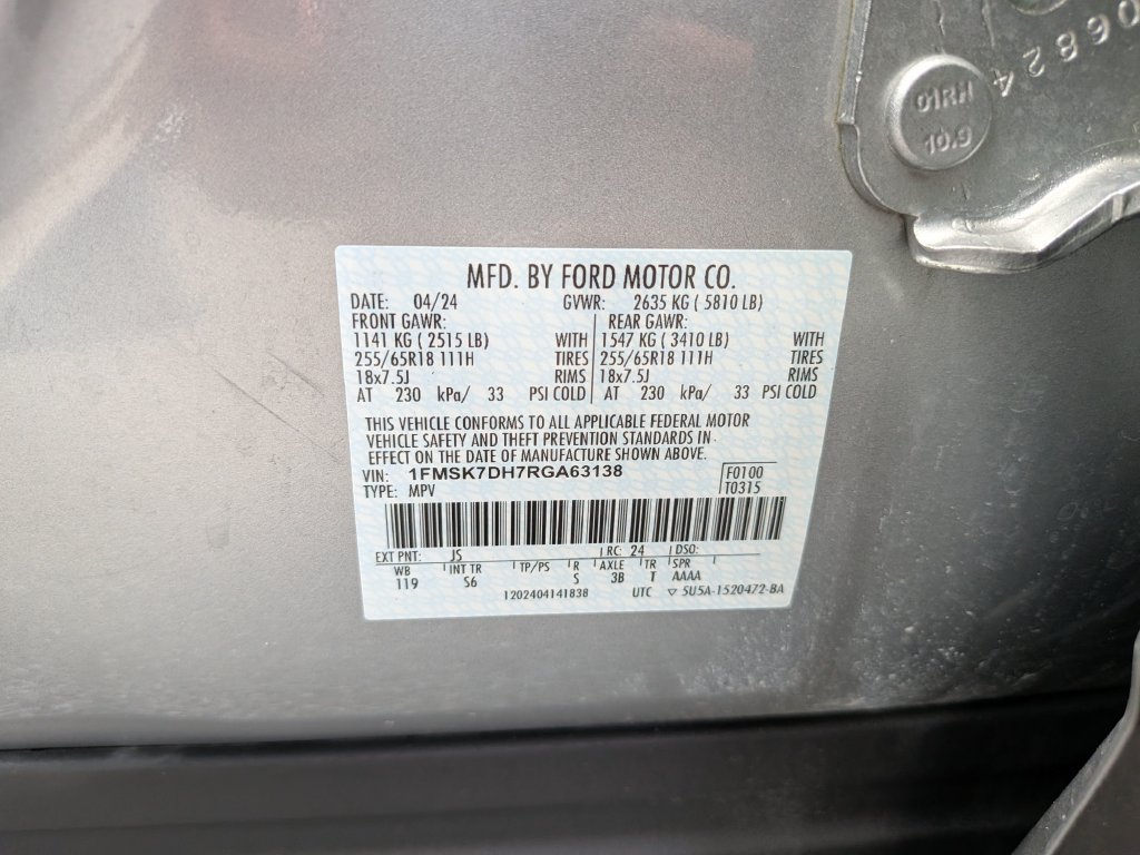 Used 2024 Ford Explorer XLT w/ Equipment Group 202A RWD image 40