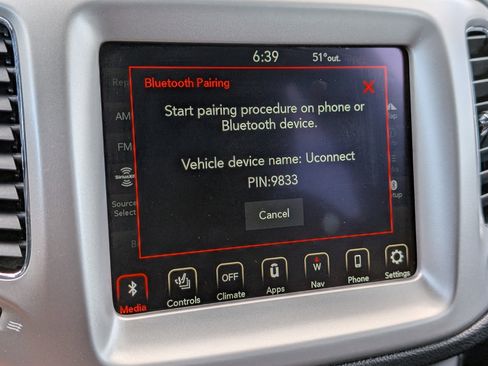 Used 2021 Jeep Compass Latitude w/ Driver Assistance Group image 28