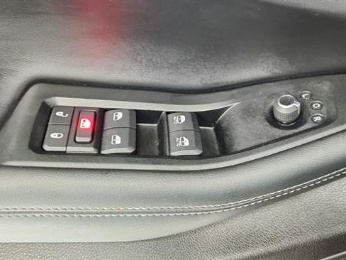 Used 2025 Jeep Grand Cherokee Laredo X w/ Luxury Tech Group I image 19