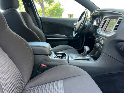 Used 2020 Dodge Charger Scat Pack RWD image 15