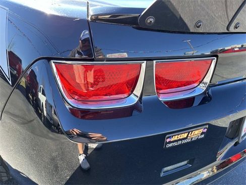 Used 2010 Chevrolet Camaro LT image 13