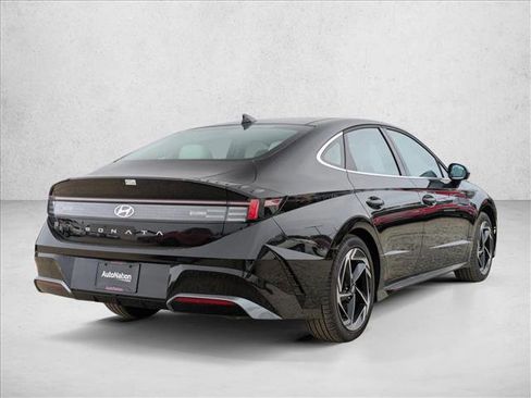 Used 2024 Hyundai Sonata SEL w/ Convenience Package image 2