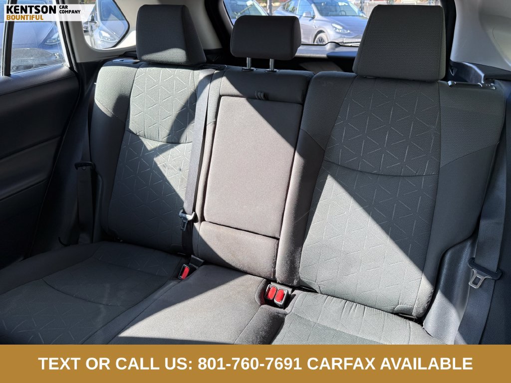 Used 2023 Toyota RAV4 XLE AWD/4WD image 30