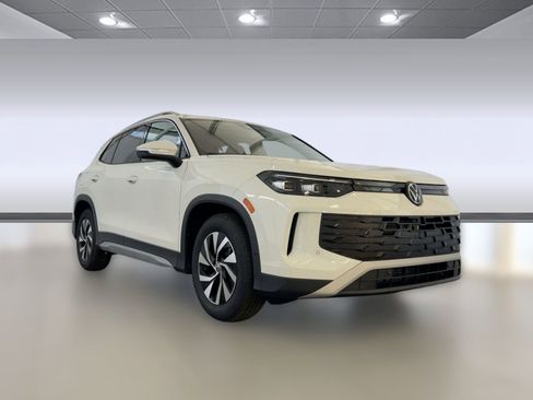 New 2026 Volkswagen Tiguan S image 7